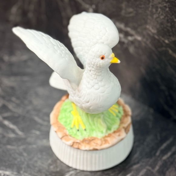 Dove Music Box - Picture 9 of 11